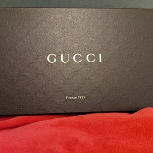 Gucci leather pumps Size 38